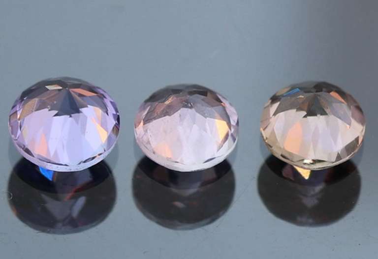 Rare! 1.63ct unheated set of Tanzanite with pink tints