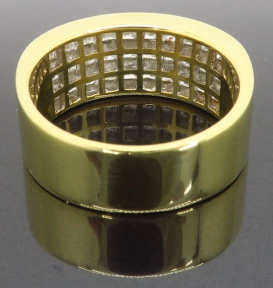 18k Yellow Gold 3.05CTW Diamond Ring