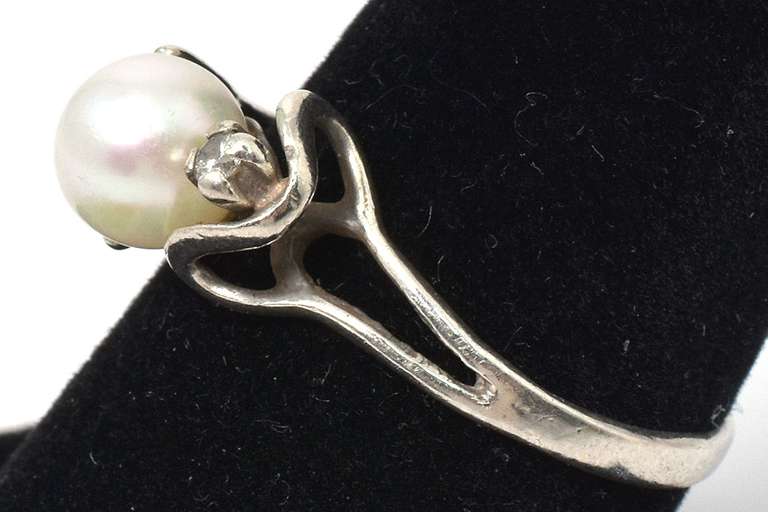 Sterling Silver & Pearl Ring