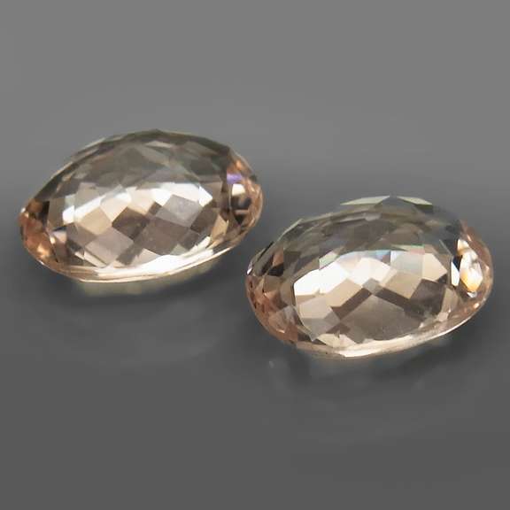 Gorgeous! 3.49ct set of untreated Morganite