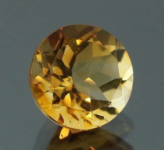 Glittering 1.83ct unheated Citrine solitaire