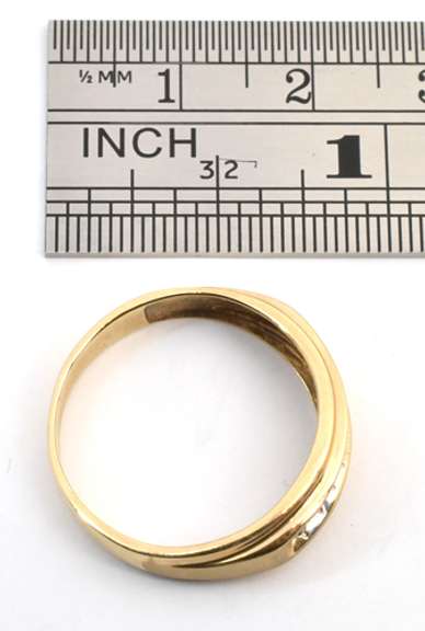 Tasteful Man's Diamond Band