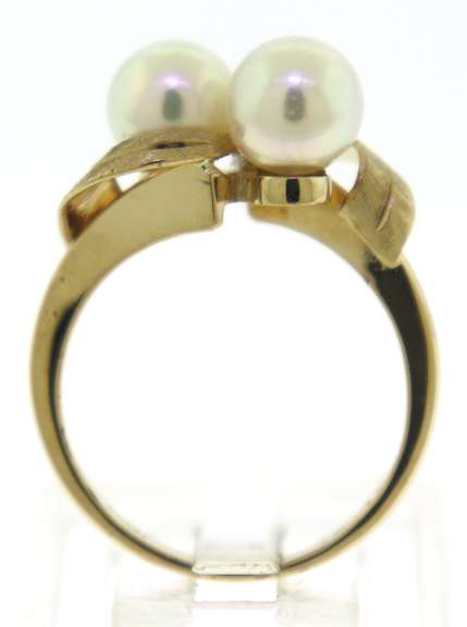 Elegant 6.5mm Double Pearl Ring