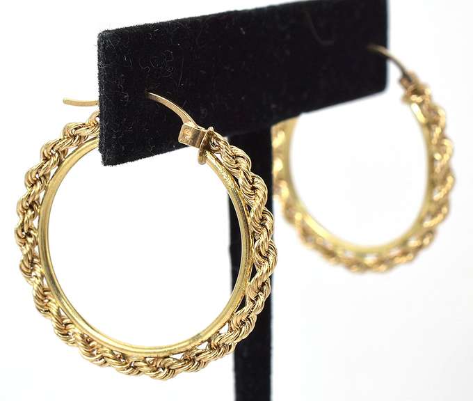Rope Chain Hoops in Yellow Gold
