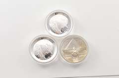 (2) American Landmarks (1) Egypt - 2 Oz .999 Silver - 3 Coin Set - Box