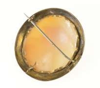 10K Yellow Gold Victorian Greek Soldier Carved Cameo Pendant/Pin