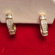 14K YELLOW GOLD LADIES DIAMOND EARRINGS