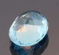 Brilliant 6.86ct oval cut Topaz center stone