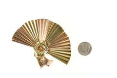 14K Yellow Gold Art Deco Two Tone Pleated Fan Floral Bow Pendant