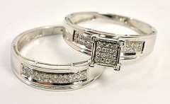 Sweet White Gold & Diamond Ring Set