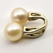 Lustrous White Gold Double Pearl Pendant