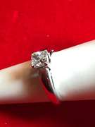 18K WHITE GOLD LADIES PRINCESS CUT DIAMOND SOLITAIRE RING