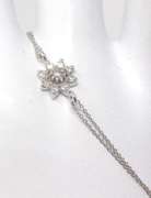 Powerful 18kt Diamond Flower Bracelet