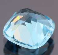 Large 5.75ct 10x10mm cushion cut Topaz