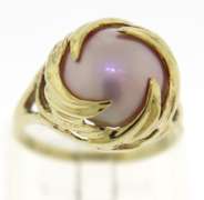 Beautiful Yellow Gold Pink Mabe Pearl Ring