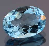 Brilliant 8.31ct oval cut Topaz center stone