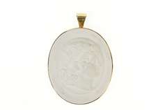 14K Yellow Gold Staatliche Museen zu Berlin Meissen Cameo Pendant