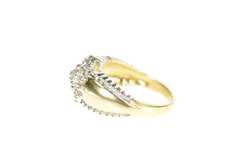 14K Yellow Gold Ornate Classic Diamond Cluster Rope Trim Ring