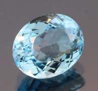 Brilliant 6.86ct oval cut Topaz center stone