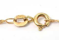 Lovely 3-Stone Diamond Necklace in 14KT Yellow Gold