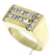 Delightful 18kt Baggutte & RBC Diamond Men's Ring