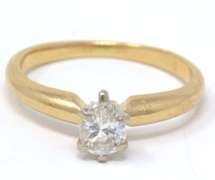 Fantastic Solitaire Pear Diamond Ring