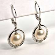 Beautiful Pearl & Diamond Earrings in 14K WG
