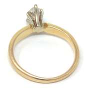 Fantastic Solitaire Pear Diamond Ring