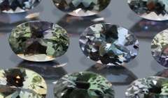 Stunning 6.07ct multi-color Tanzanite set