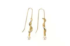 14K Yellow Gold Ornate Pearl Diamond Twist Drop Dangle Hook Earrings