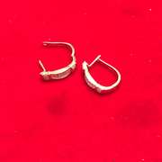 14K YELLOW GOLD LADIES DIAMOND EARRINGS