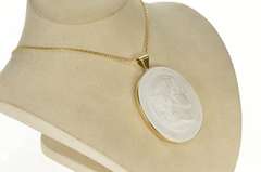 14K Yellow Gold Staatliche Museen zu Berlin Meissen Cameo Pendant