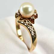 Feminine Pearl Ring