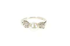 14K White Gold Pearl Inset Diamond Accent Bow Ribbon Ring