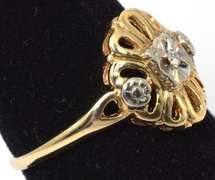 Vintage Diamond Accent Ring in 14KT Yellow Gold