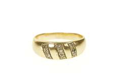 14K Yellow Gold Grooved Rounded Diamond Men's Wedding Band Ring