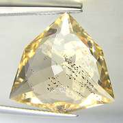 Top crystal 20.68ct untreated Scapolite