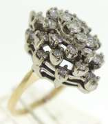 Gorgeous Round Brilliant Cut Diamond Cluster Ring