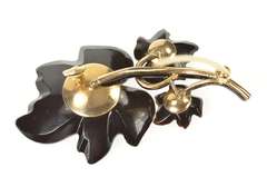 14K Yellow Gold 1960's Black Bakelite Diamond Leaf Cluster Pin/Brooch