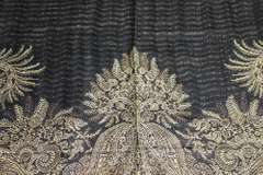 A Very Unique Design Lady's Scarf