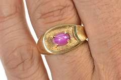 14K Yellow Gold 1960's Retro Lindy Star Ruby Men's Statement Ring