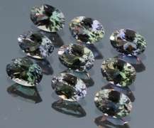 Captivating 5.89ct multi-color Tanzanite set