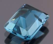 Striking 5.64ct VS emerald cut Topaz