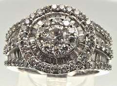14K WHITE GOLD LADIES DIAMOND RING 2.50 CARATS