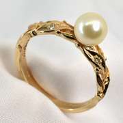 Elegant Pearl Ring