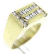 Delightful 18kt Baggutte & RBC Diamond Men's Ring