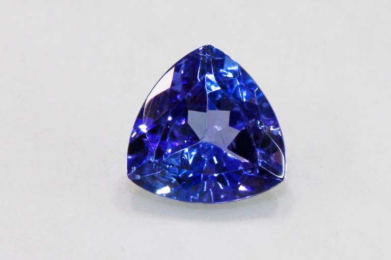 Yummy Tanzanite Trilliant