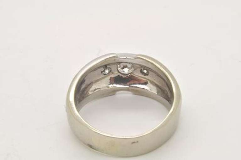 14 KT WHITE GOLD MENS DIAMOND BAN