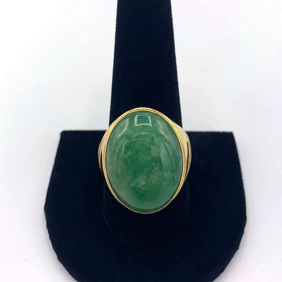 14kt Yellow Gold Green Stone Ring