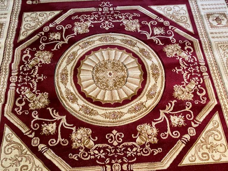 TERRIFIC FRENCH DESIGN RUG 8x11